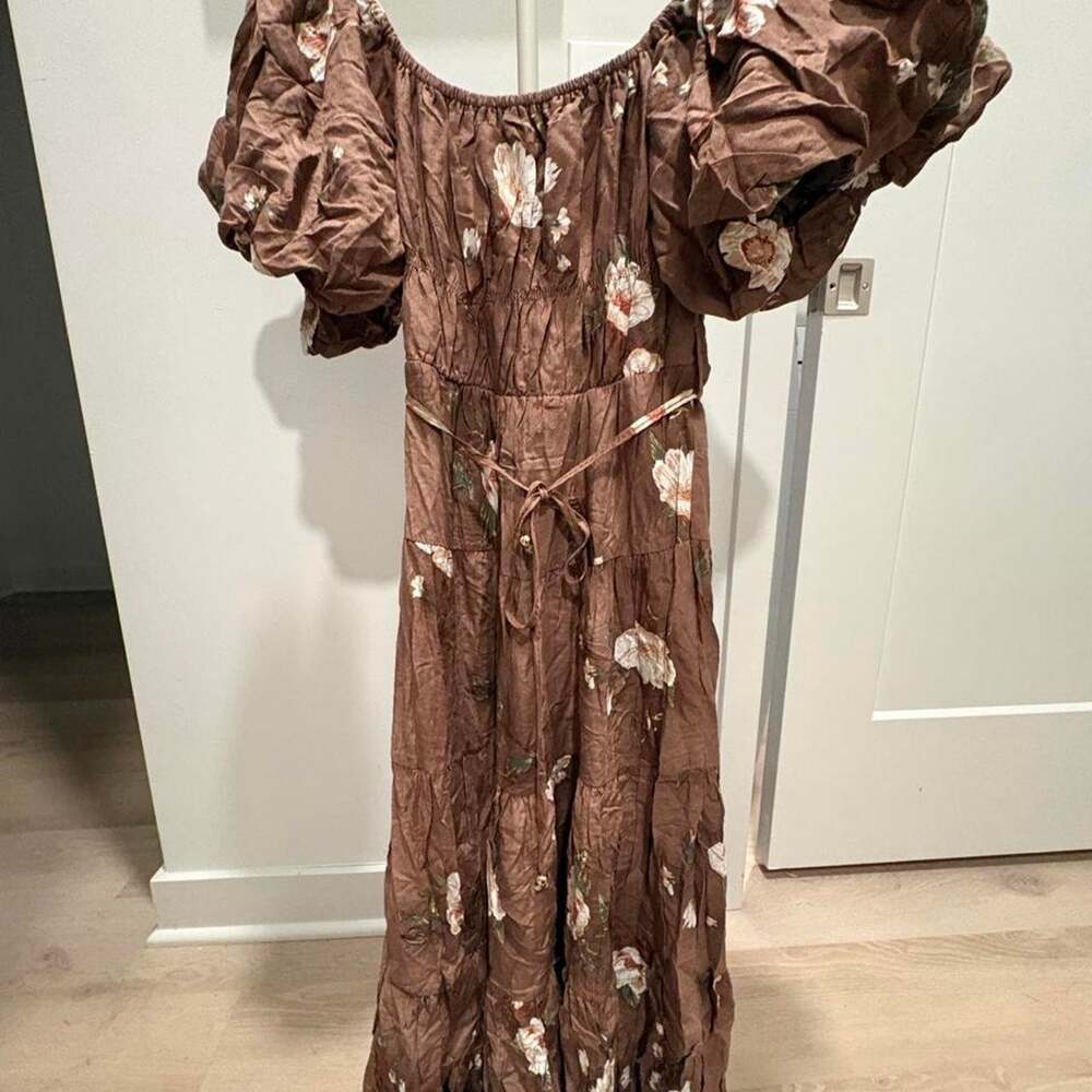 Medium brown floral dress